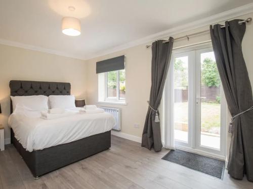 azhjazad0fbx5q3mnauy_6