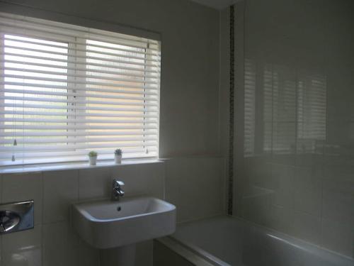 pmt9tgg3xc07by7yxrfy_6