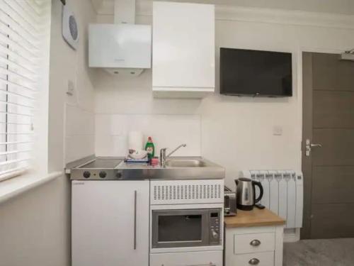 xhjswkwjb8d56txcnz48_5